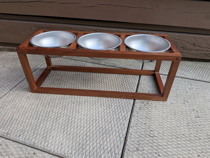 Diggs Revol Collapsible Dog Crate — Medium